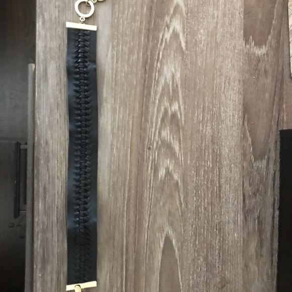 Express adjustable faux leather choker - Picture 2 of 6